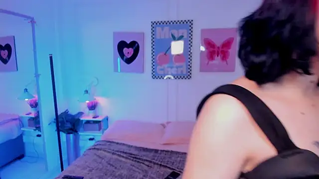 Zoe Lynch  online show from 02/23/26, 11:40