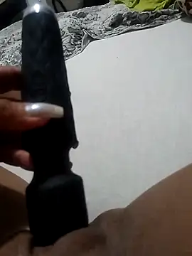 jadecristina online show from 04/28/26, 12:09