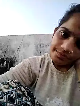 Snapshot of Sofia_kuuu chatting on 09/14/25, 12:15 Sofia kuuu online show from 09/14/25, 12:15