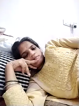 Snapshot of Sofia_kuuu chatting on 11/03/25, 04:58 Sofia kuuu online show from 11/03/25, 04:58