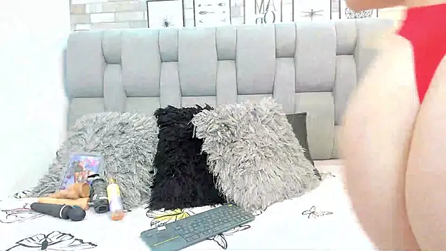 Snapshot of kathysmith19 chatting on 01/07/26, 03:53 kathysmith19 online show from 01/07/26, 03:53