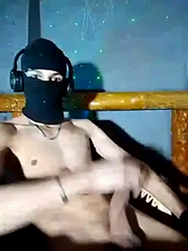 Snapshot of AnthonyDida chatting on 12/17/25, 01:39 AnthonyDida online show from 12/17/25, 01:39