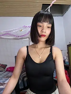 Snapshot of andymi1 chatting on 06/04/26, 02:17 andymi1 online show from 06/04/26, 02:17