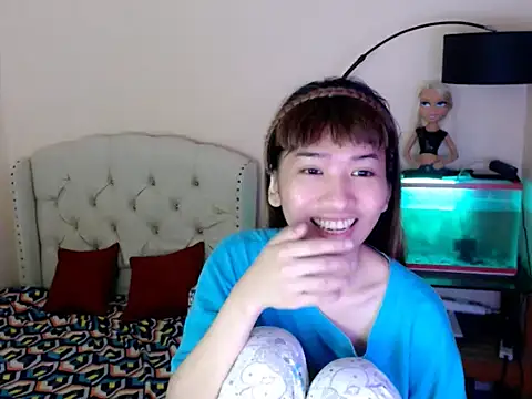 ShantalFoxxy  online show from 01/13/26, 02:00