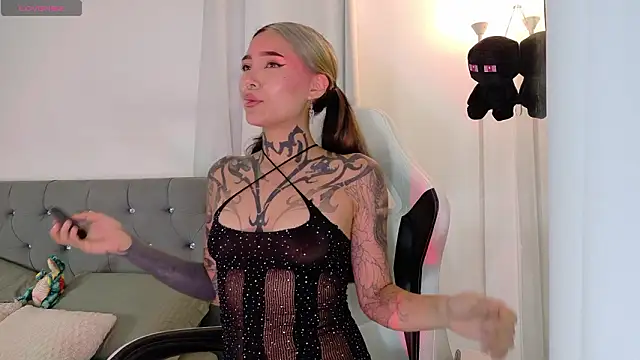 sara queen10 online show from 02/20/26, 07:25