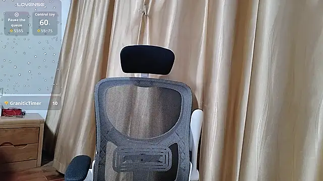 Haili-1 online show from 10/04/25, 01:31