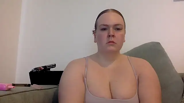 Snapshot of gracelovesxx chatting on 05/01/26, 09:03 gracelovesxx online show from 05/01/26, 09:03