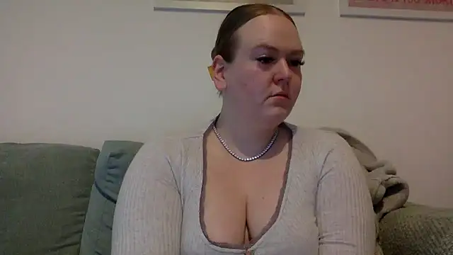 Snapshot of gracelovesxx chatting on 06/03/26, 09:01 gracelovesxx online show from 06/03/26, 09:01