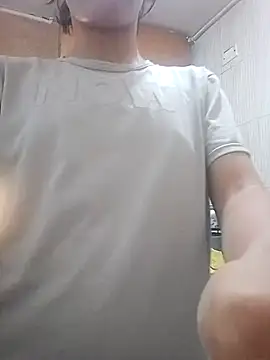 Natzu Choi online show from 09/28/25, 05:18