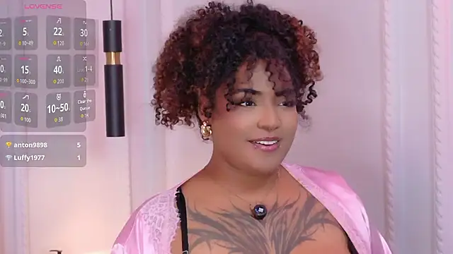 Cristal-Jonnes online show from 03/25/26, 04:40