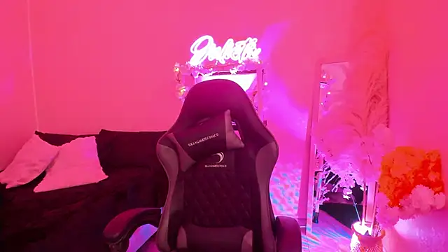 JuliethMoss online show from 02/09/26, 08:02