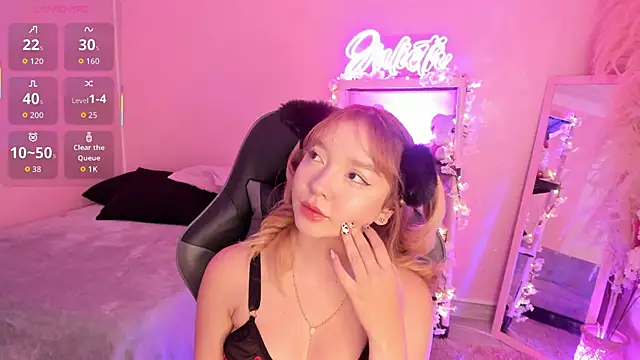 JuliethMoss online show from 02/25/26, 08:40