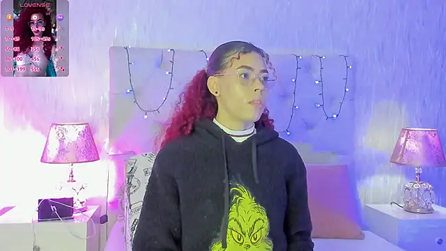 Pamelamiler   online show from 11/05/25, 11:43