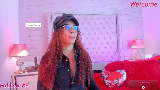 Snapshot of Pamelamiler__ chatting on 05/17/26, 12:56 Pamelamiler online show from 05/17/26, 12:56
