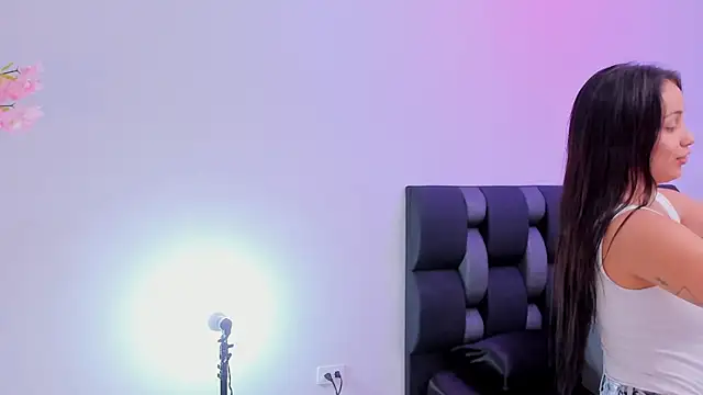 maily zanss online show from 04/11/26, 08:24