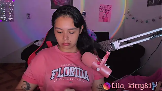 lila kitty81 online show from 11/01/25, 07:05