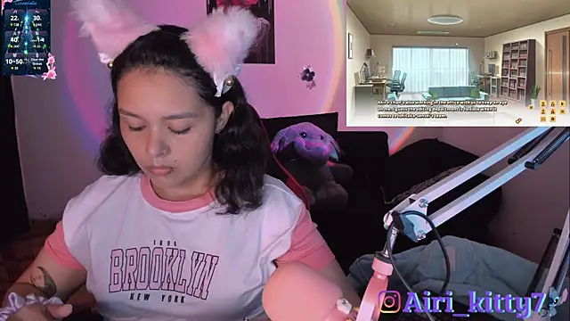 lila kitty81 online show from 12/17/25, 06:14