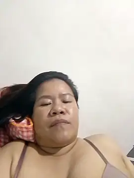 AsianbouncieGIRL online show from 06/05/26, 12:06