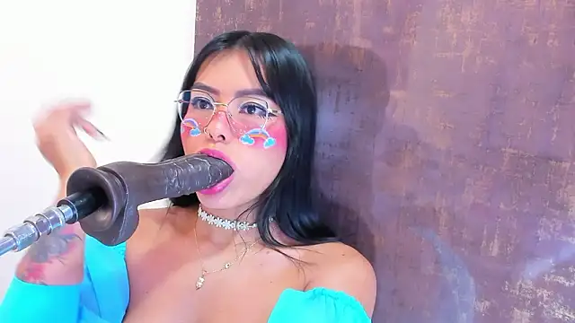 pocahontas lantina online show from 03/11/26, 03:56