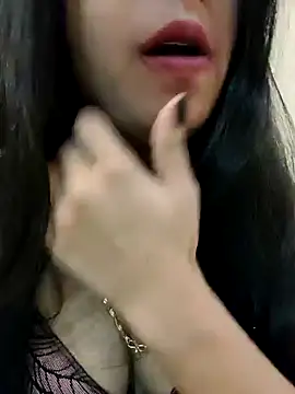 Maahhii 2 online show from 11/09/25, 05:22