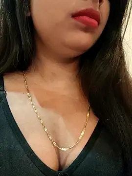 Maahhii 2 online show from 11/12/25, 02:12