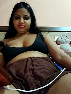 Maahhii 2 online show from 04/17/26, 09:51