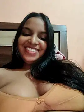 Maahhii 2 online show from 07/18/26, 08:23