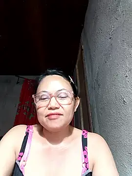 Everleigh mom online show from 01/09/26, 11:57