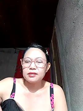 Everleigh mom online show from 01/10/26, 04:36