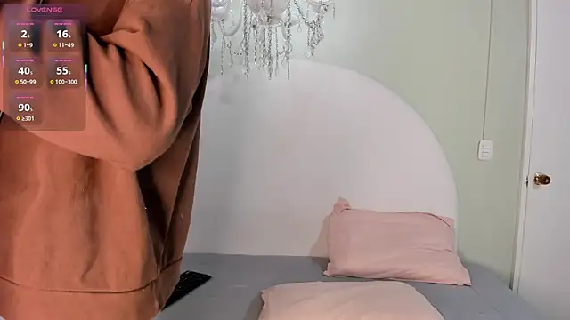 Snapshot of JoshuaSanzz chatting on 01/07/26, 03:31 JoshuaSanzz online show from 01/07/26, 03:31