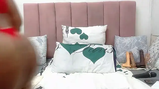 RoundaAssx22 online show from 01/12/26, 10:09