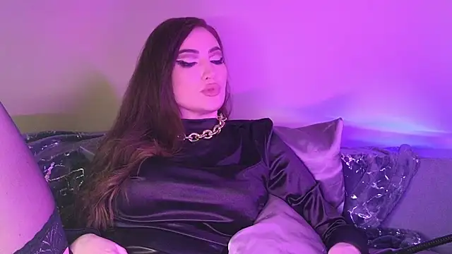 AliceJameson online show from 11/04/25, 09:25