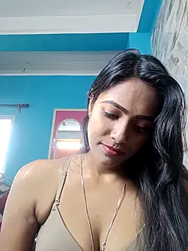 Snapshot of hornylizia123 chatting on 09/15/25, 02:00 hornylizia123 online show from 09/15/25, 02:00