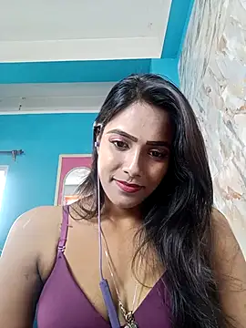 Snapshot of hornylizia123 chatting on 10/10/25, 01:59 hornylizia123 online show from 10/10/25, 01:59