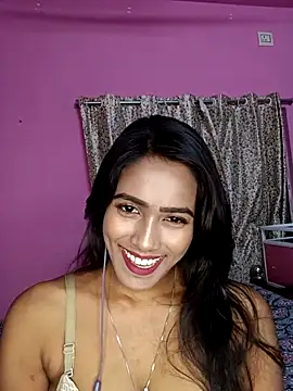 Snapshot of hornylizia123 chatting on 11/03/25, 03:57 hornylizia123 online show from 11/03/25, 03:57