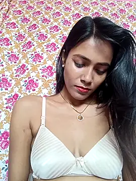 hornylizia123 online show from 04/01/26, 03:18