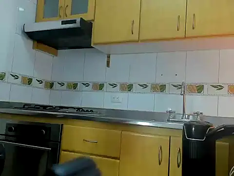 Snapshot of maira_tf chatting on 11/07/25, 04:01 maira tf online show from 11/07/25, 04:01