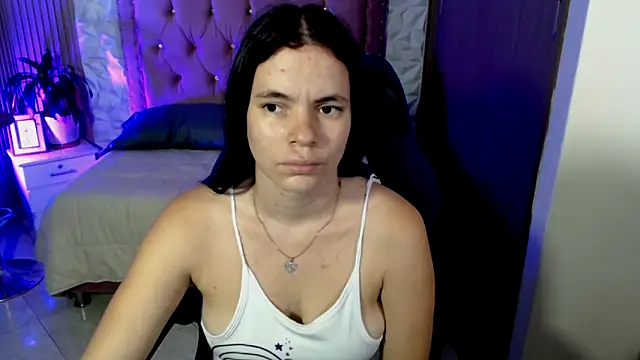 Snapshot of maira_tf chatting on 12/16/25, 03:44 maira tf online show from 12/16/25, 03:44