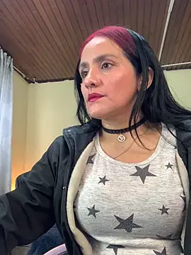 kataleya 29 online show from 12/21/25, 12:12