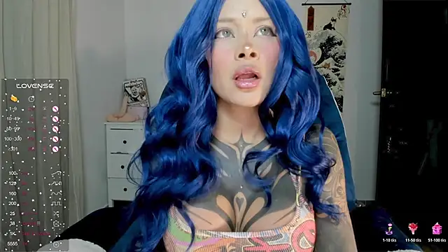 Snapshot of AlinaLukyanova chatting on 05/03/26, 04:40 AlinaLukyanova online show from 05/03/26, 04:40