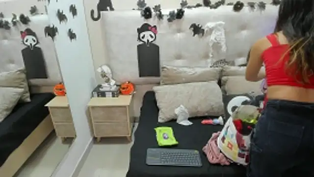 AbbyBeck online show from 10/30/25, 11:44