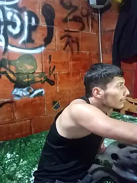 alexandercruz online show from 04/21/26, 01:29