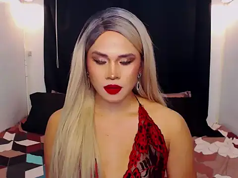 YllanaAltheaXxX online show from 02/12/26, 03:12