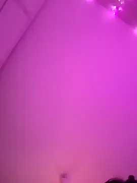 SwedishBaabe online show from 04/19/26, 03:06