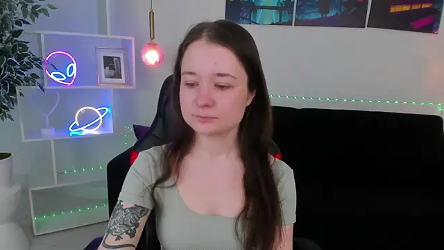 NancyJonson online show from 01/18/26, 03:21