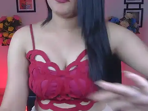 Snapshot of Hotti_figure chatting on 10/17/25, 04:31 Hotti figure online show from 10/17/25, 04:31
