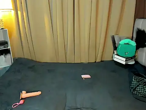 maegan fox online show from 02/11/26, 06:13