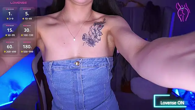 EliseVelour online show from 03/17/26, 01:36