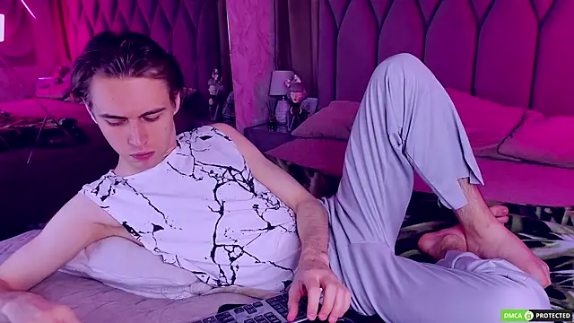 WilliamDyson online show from 11/26/25, 04:02