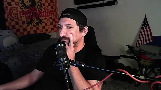 Snapshot of DevilPup75_ chatting on 09/30/25, 10:42 DevilPup75  online show from 09/30/25, 10:42